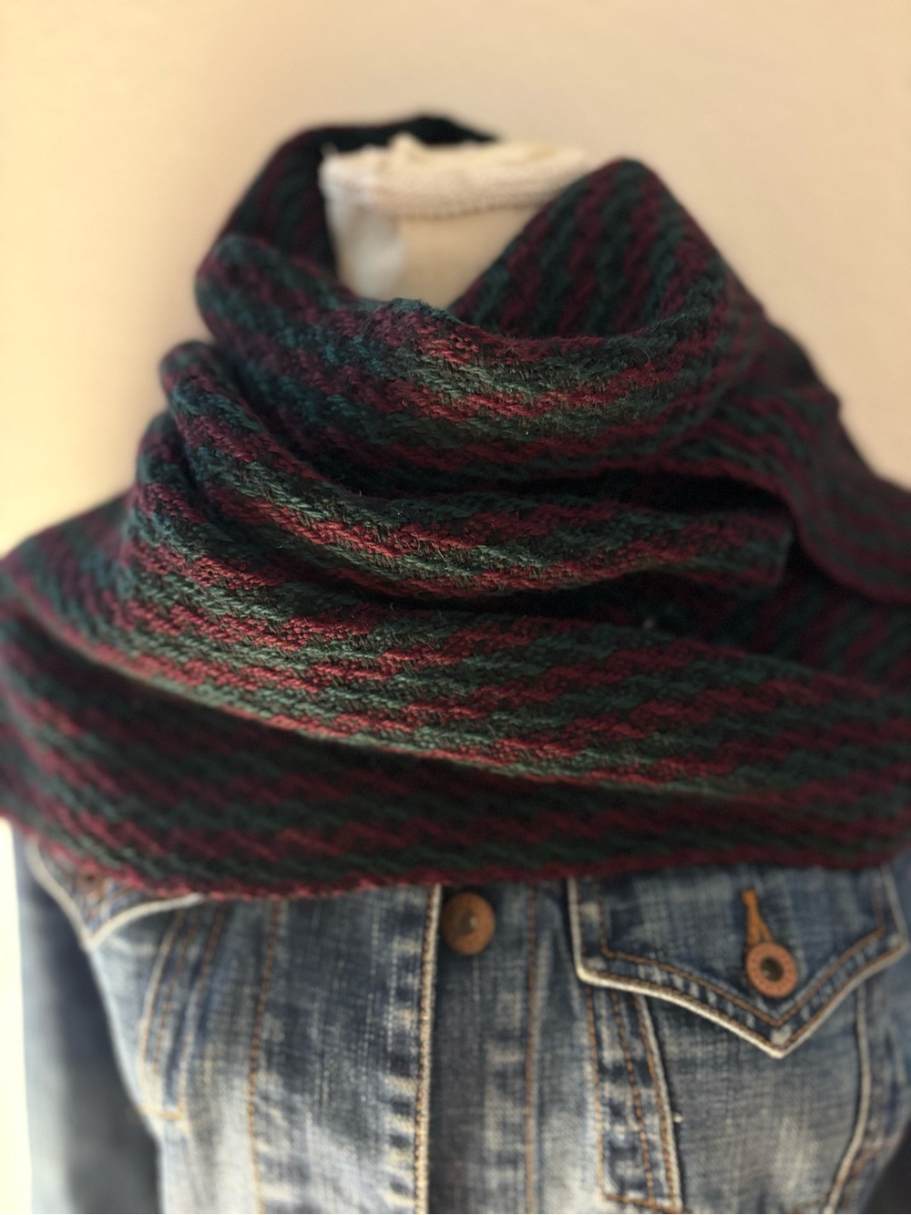 Men's Knit Scarf in Dark Green & Burgundy